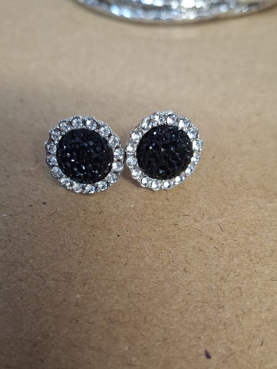 Jewelry - Sparkling Black Crystal Halo Stud Earrings NWT